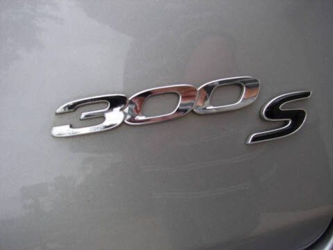 2016 Chrysler 300 S