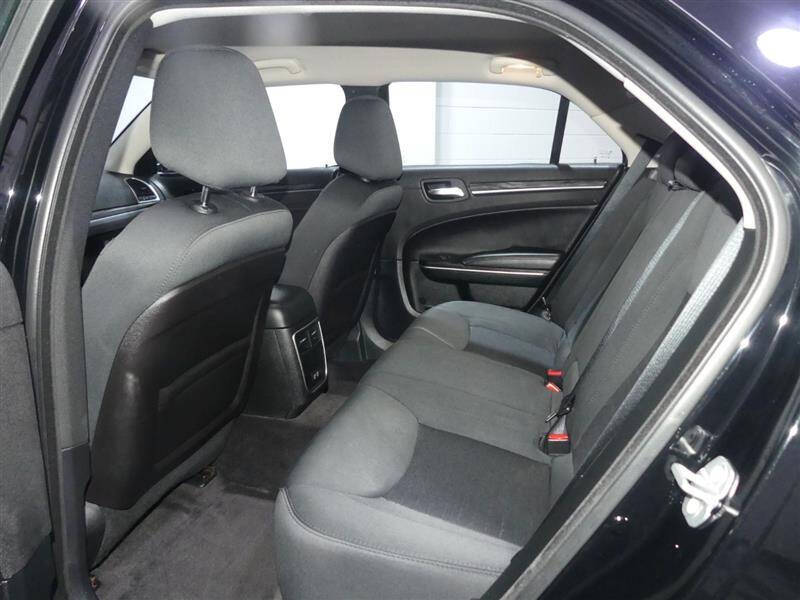 2018 Chrysler 300