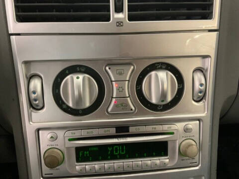 2004 Chrysler Crossfire