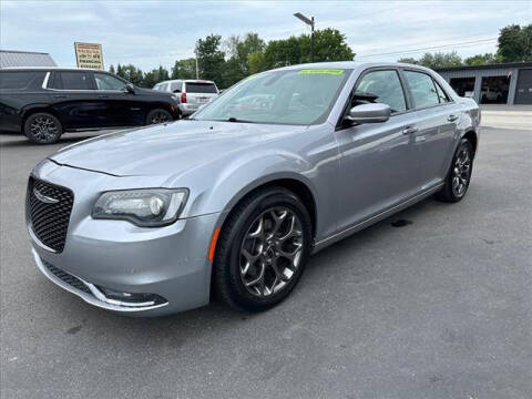 2016 Chrysler 300 for sale at HUFF AUTO GROUP in Jackson MI