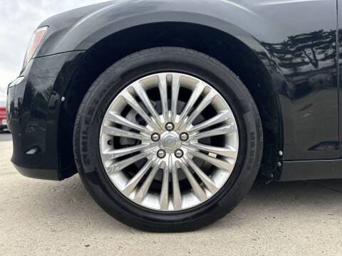 2012 Chrysler 300 C