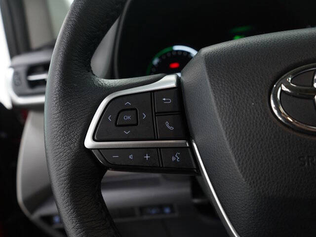 2024 Toyota Sienna XLE 7-Passenger