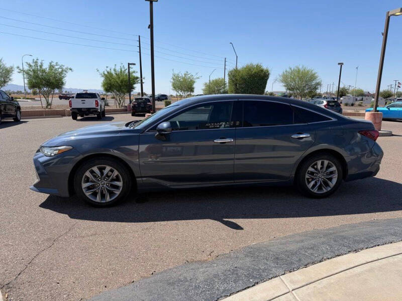2019 Toyota Avalon XLE