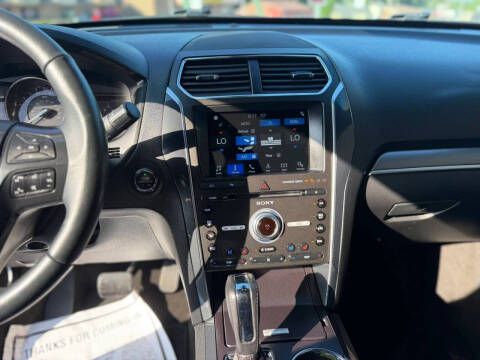 2018 Ford Explorer Sport