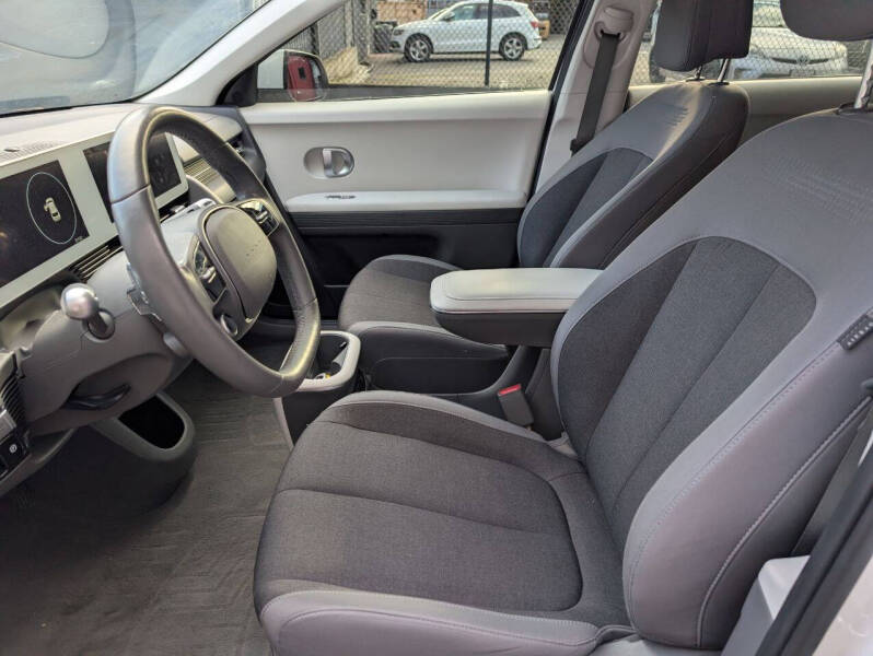 2024 Hyundai Ioniq 5 SEL