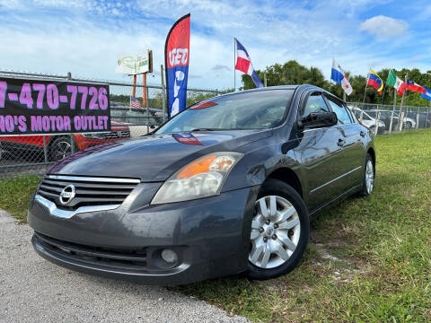 2009 Nissan Altima for sale at LATINOS MOTOR OF ORLANDO in Orlando FL