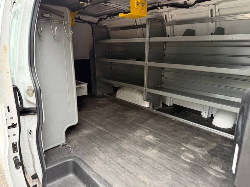 2021 Chevrolet Express 2500