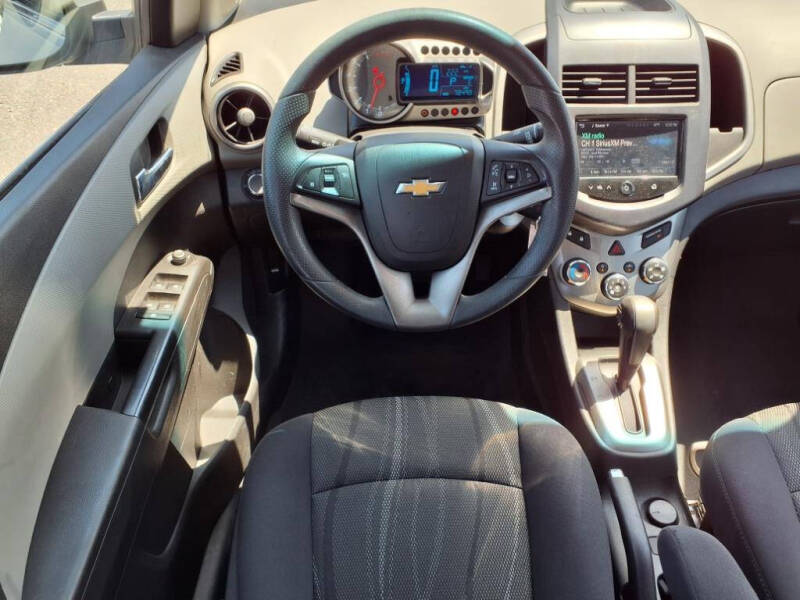 2013 Chevrolet Sonic LT Auto