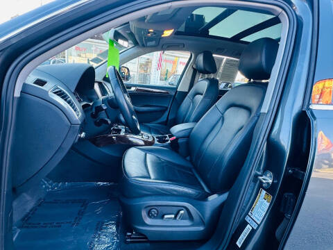 2017 Audi Q5 2.0T quattro Premium Plus