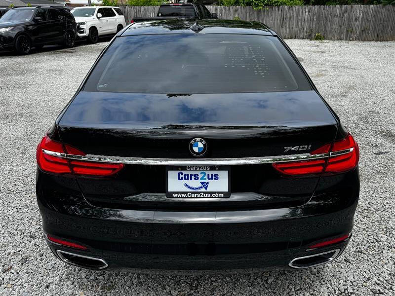 2017 BMW 7 Series 740i