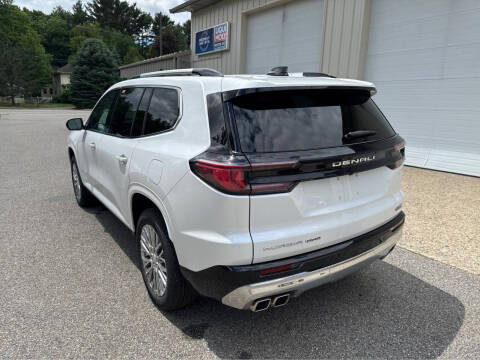 2025 GMC Acadia Denali
