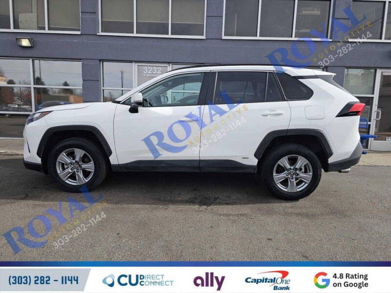 2025 Toyota RAV4 Hybrid XLE