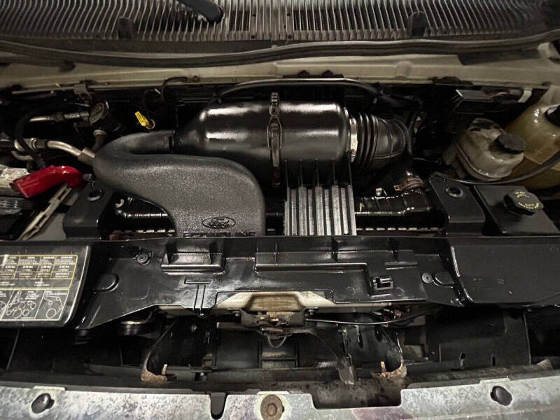 2008 Ford E-Series E-350 SD XLT