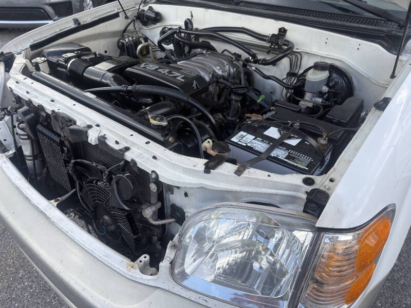 2003 Toyota Sequoia SR5