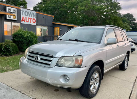 2007 Toyota Highlander for sale at Town Auto in Chesapeake VA