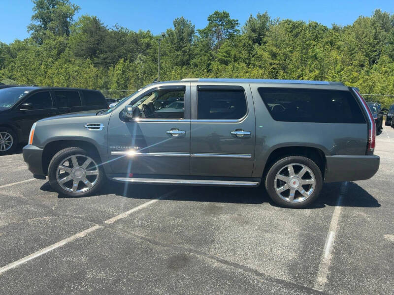 2011 Cadillac Escalade ESV Luxury