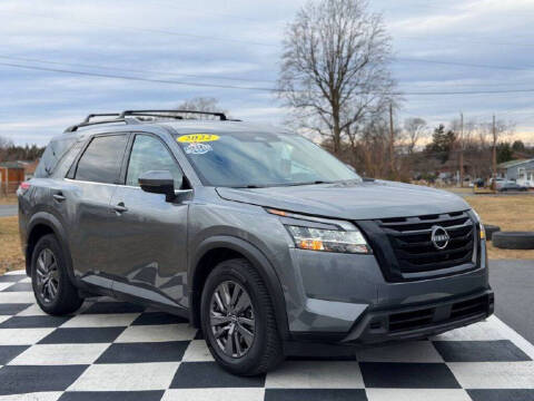 2022 Nissan Pathfinder SV