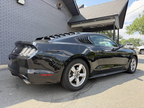 2016 Ford Mustang V6