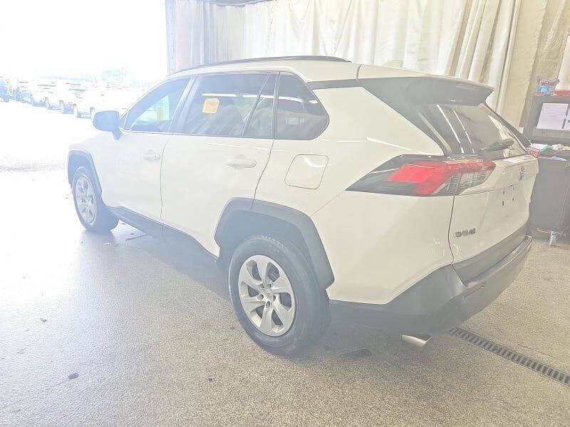 2019 Toyota RAV4 LE