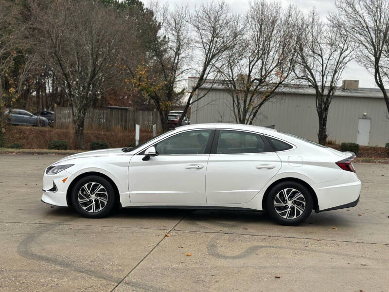 2022 Hyundai Sonata Hybrid Blue
