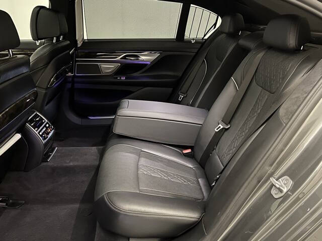 2018 BMW 7 Series 750i