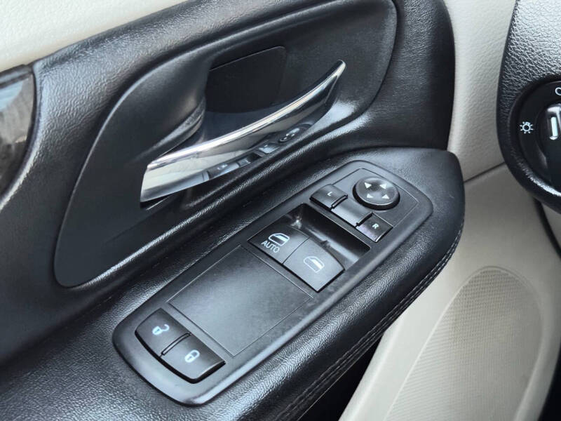 2016 Dodge Grand Caravan SE