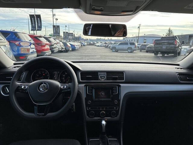 2016 Volkswagen Passat