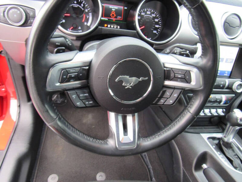 2020 Ford Mustang EcoBoost