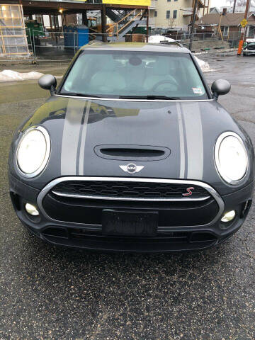 2017 MINI Clubman for sale at Dave's Garage Inc in Hampton NH