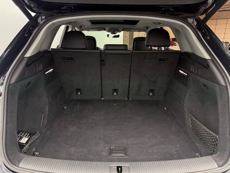 2018 Audi Q5 2.0T quattro Premium Plus