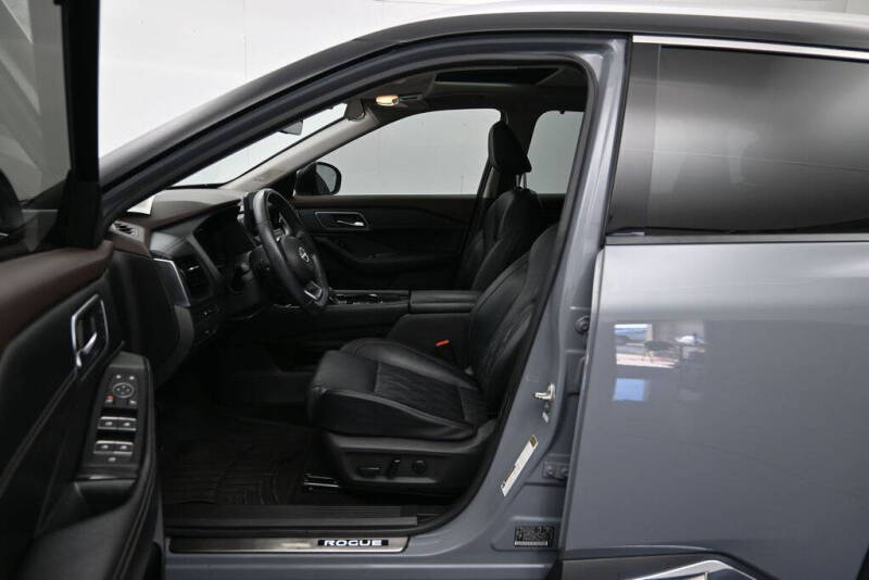 2022 Nissan Rogue Platinum