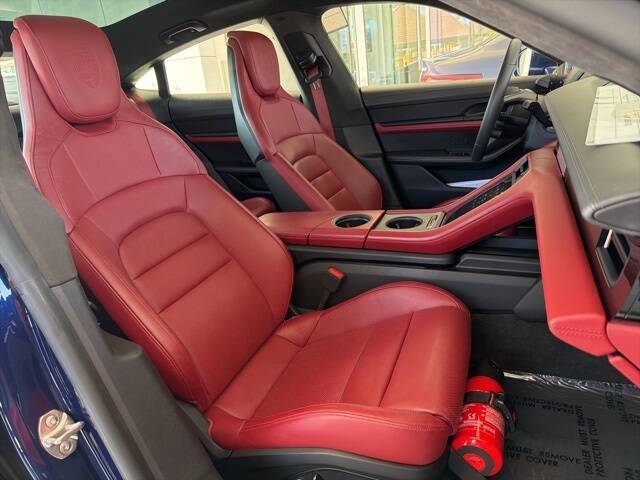 2020 Porsche Taycan Turbo