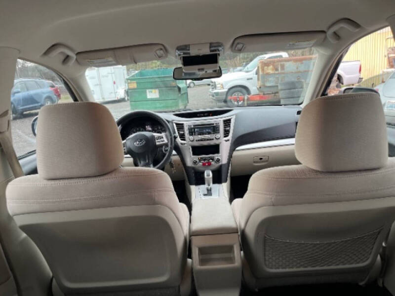 2014 Subaru Outback 2.5i