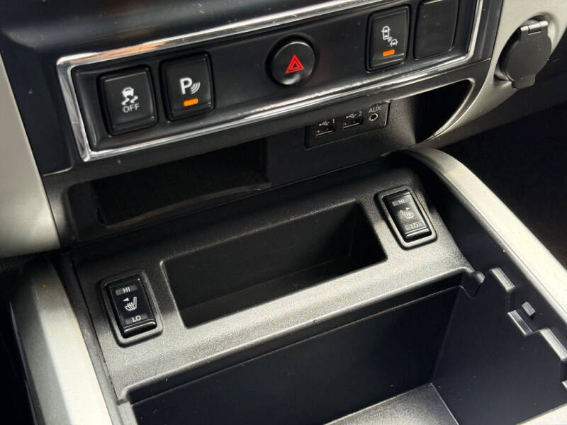 2019 Nissan Titan SV