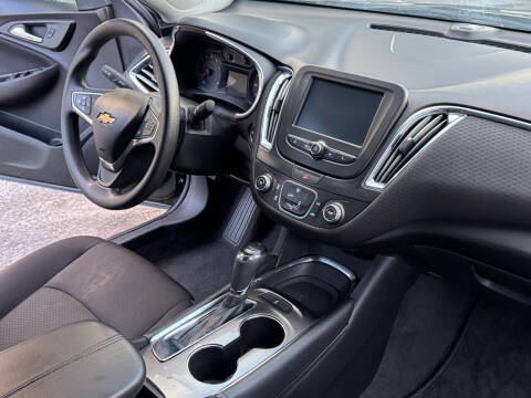 2017 Chevrolet Malibu LT