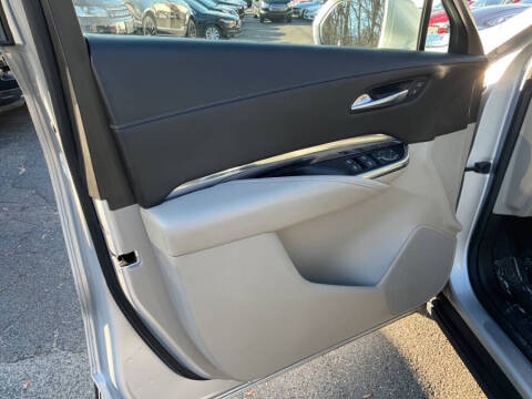 2019 Cadillac XT4 Luxury