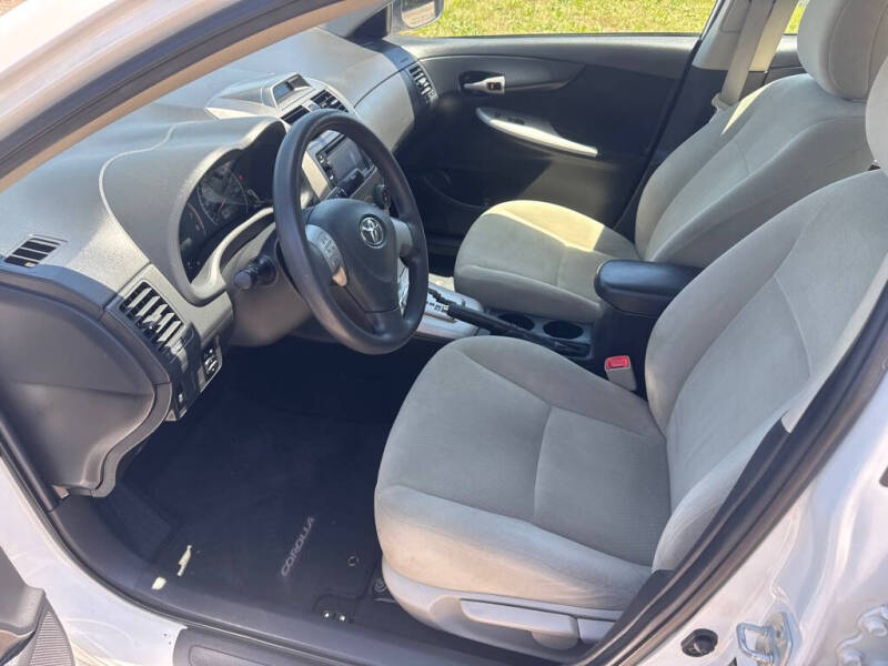 2013 Toyota Corolla LE