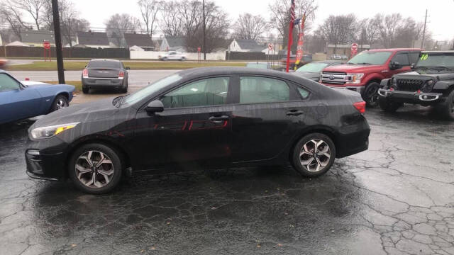 2020 Kia Forte for sale at Kars R Us in Dearborn Heights, MI