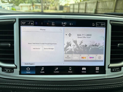 2025 Chrysler Pacifica Select