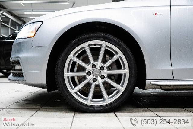 2016 Audi A4 2.0T quattro Premium Plus