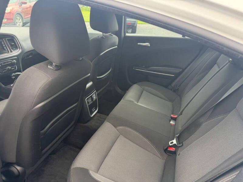 2015 Dodge Charger SE