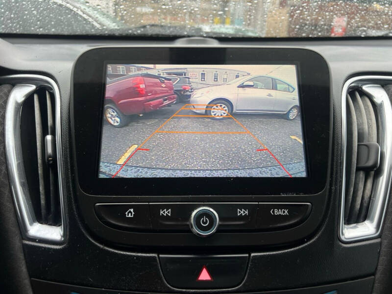 2017 Chevrolet Malibu LT