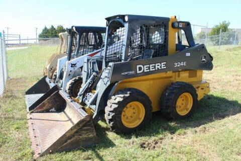 2018 John Deere 324E