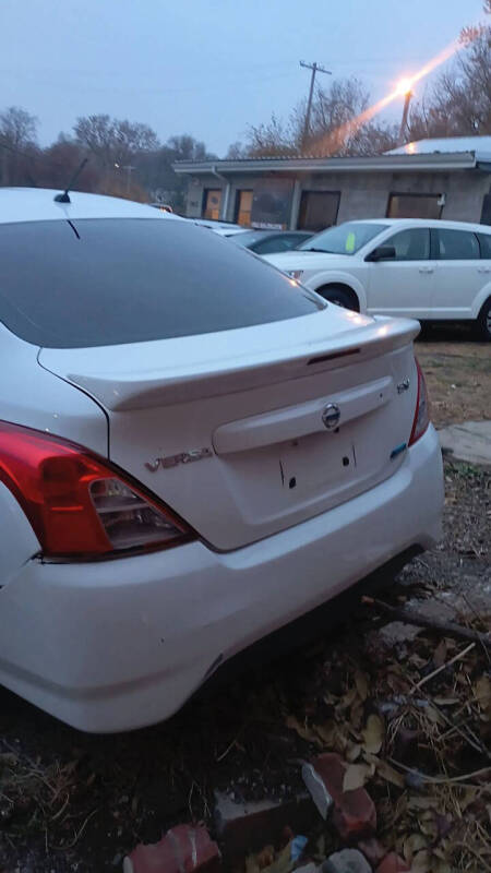 2016 Nissan Versa 1.6 S
