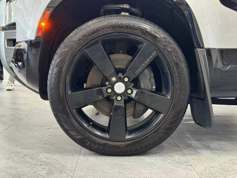 2023 Land Rover Defender 110 X-Dynamic SE