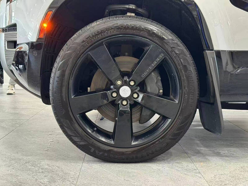 2023 Land Rover Defender 110 X-Dynamic SE