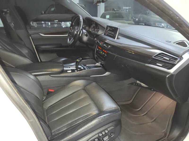 2015 BMW X6 xDrive35i