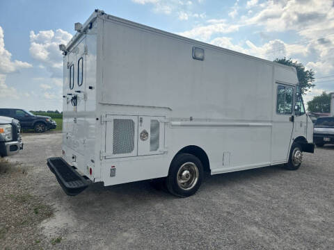 2015 Freightliner MT45 Chassis