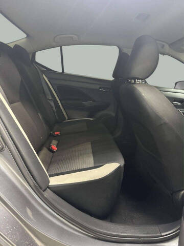 2021 Nissan Versa SV