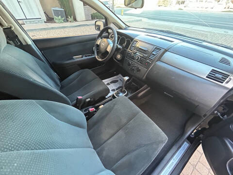 2012 Nissan Versa 1.8 S